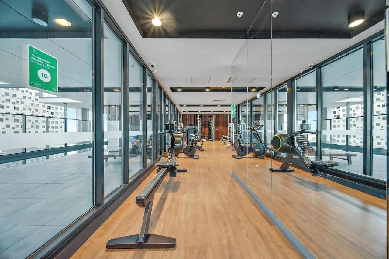 Serene Stay - 1Br Apt With Pool, Gym, Steam, Sauna Adelaide 0*,
