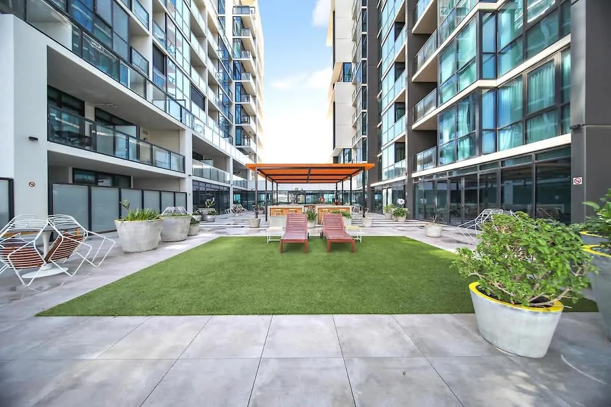 Apartment Serene Stay - 1Br Apt With Pool, Gym, Steam, Sauna Adelaide Australia